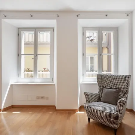 Tra I Versi Di Saba In Centro A * Trieste