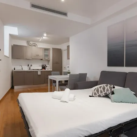 Apartment Tra I Versi Di Saba In Centro A *